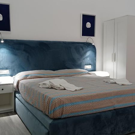 Residenza Napoletana Apartment เนเปิลส์ ภายนอก รูปภาพ