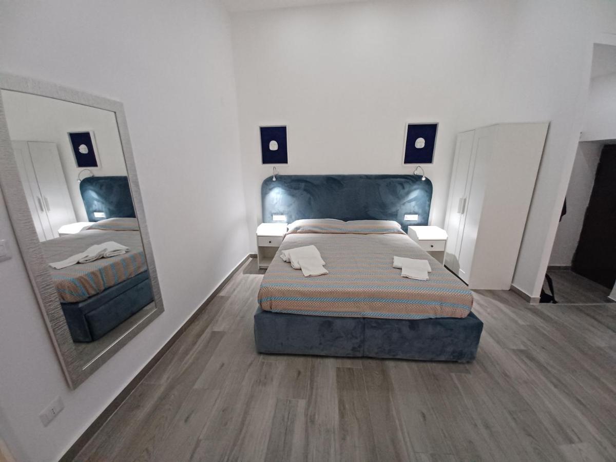 Residenza Napoletana Apartment เนเปิลส์ ภายนอก รูปภาพ