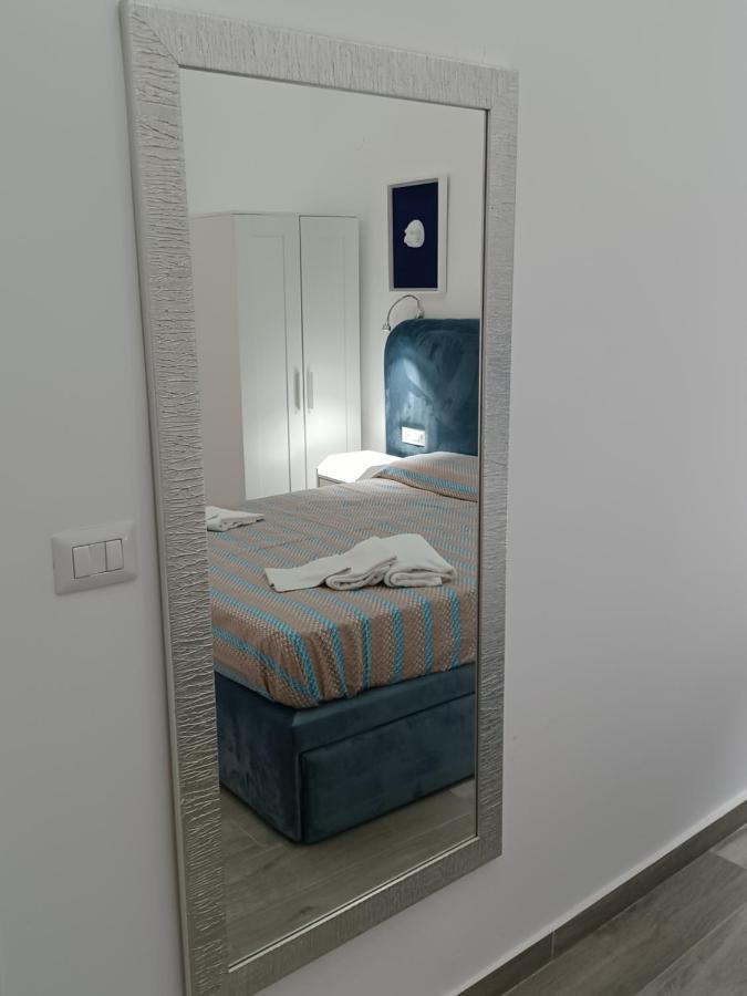 Residenza Napoletana Apartment เนเปิลส์ ภายนอก รูปภาพ